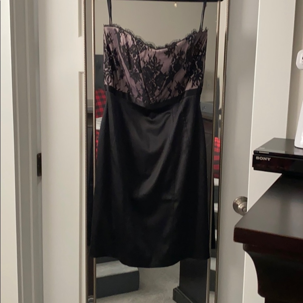 Strapless Gorgeous White House Black Market dress